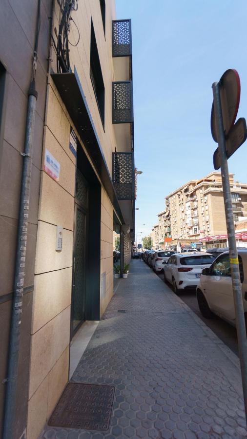 Rentalsevilla Coqueto Apartamento Con Terraza Privada Exterior photo