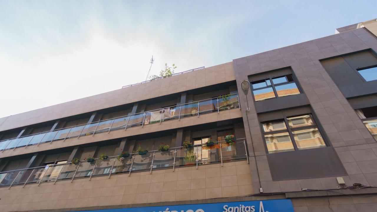 Rentalsevilla Coqueto Apartamento Con Terraza Privada Exterior photo